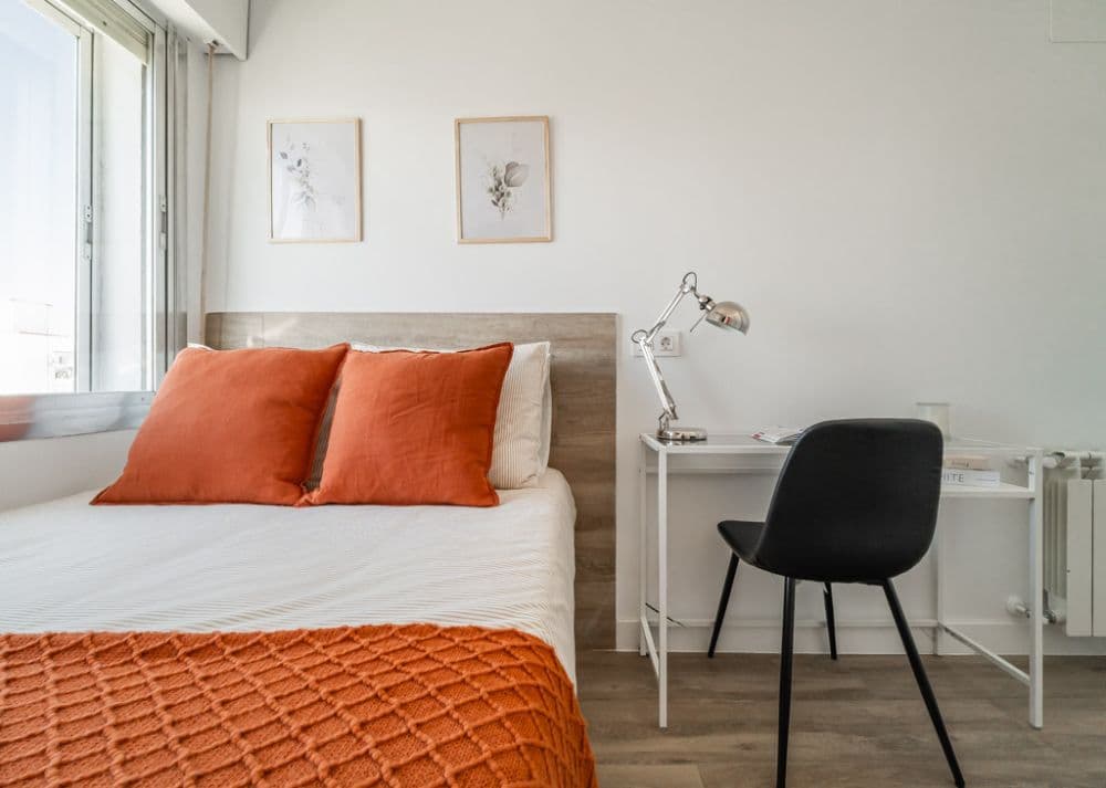 Private room in Madrid photo 2