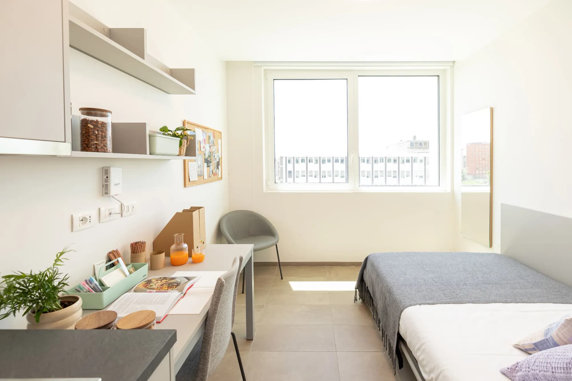 Premium Studio External view in Florence 2