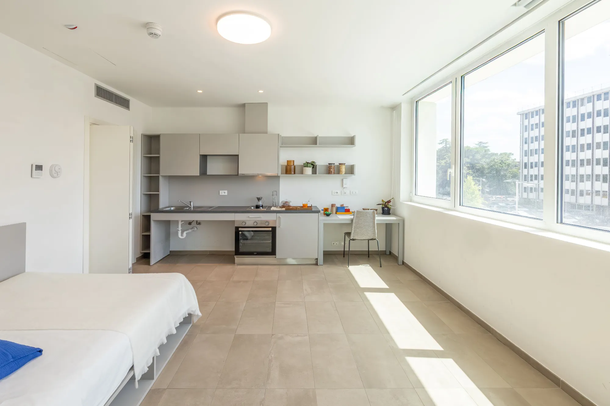 Accessible Deluxe Studio in Florence 5